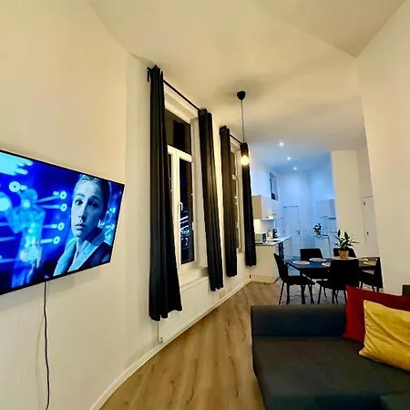 Apartment Luxury By Rikas