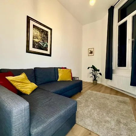 Apartment Luxury By Rikas Mons